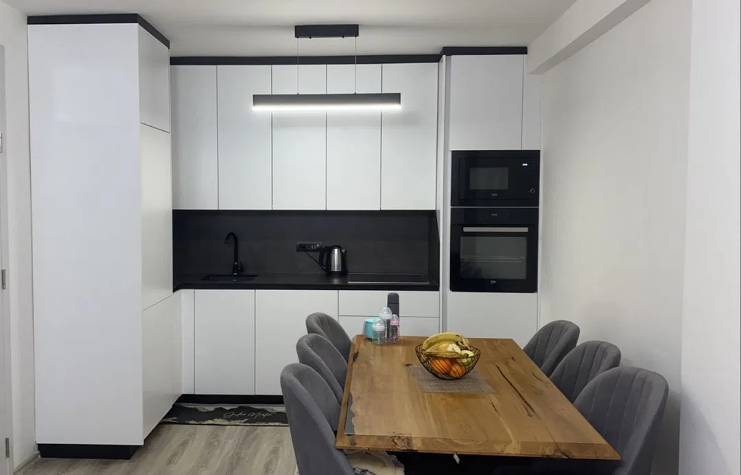 Amsterdamdecorbouw.com info@amsterdamdecorbouw.com her turlu mutfak imalat... (4/5)