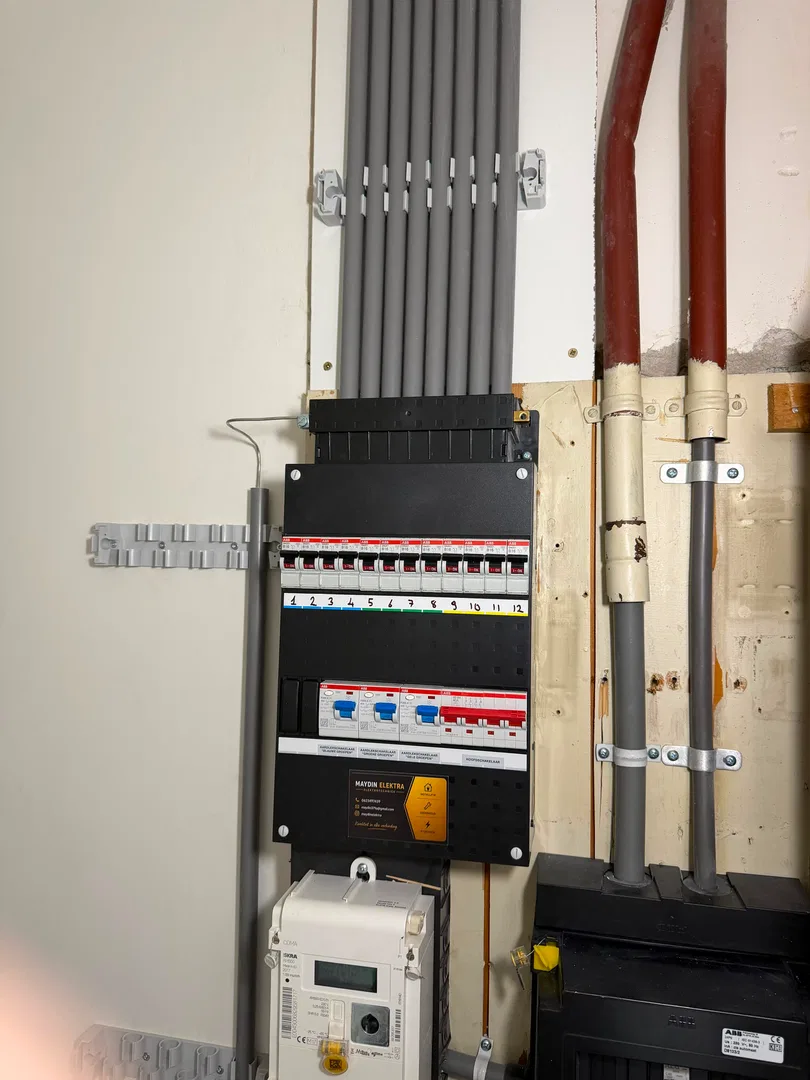 ⚡ Tüm elektrik işlerinizde kaliteli, güvenilir ve titiz hizmet! Aşağıdaki... (3/5)
