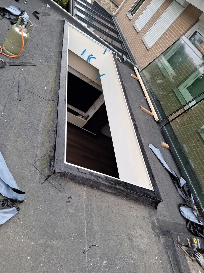 Amsterdamdecorbouw.com info@amsterdamdecorbouw.com 06 48159693 dakdaken werk... (4/4)