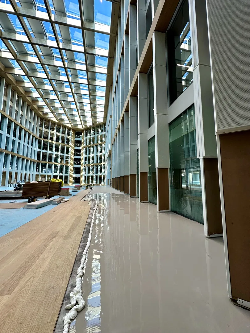 Van Adam Bouw & Renovatie inşaat sirketi olarak Amsterdam ve etrafinda... (1/5)