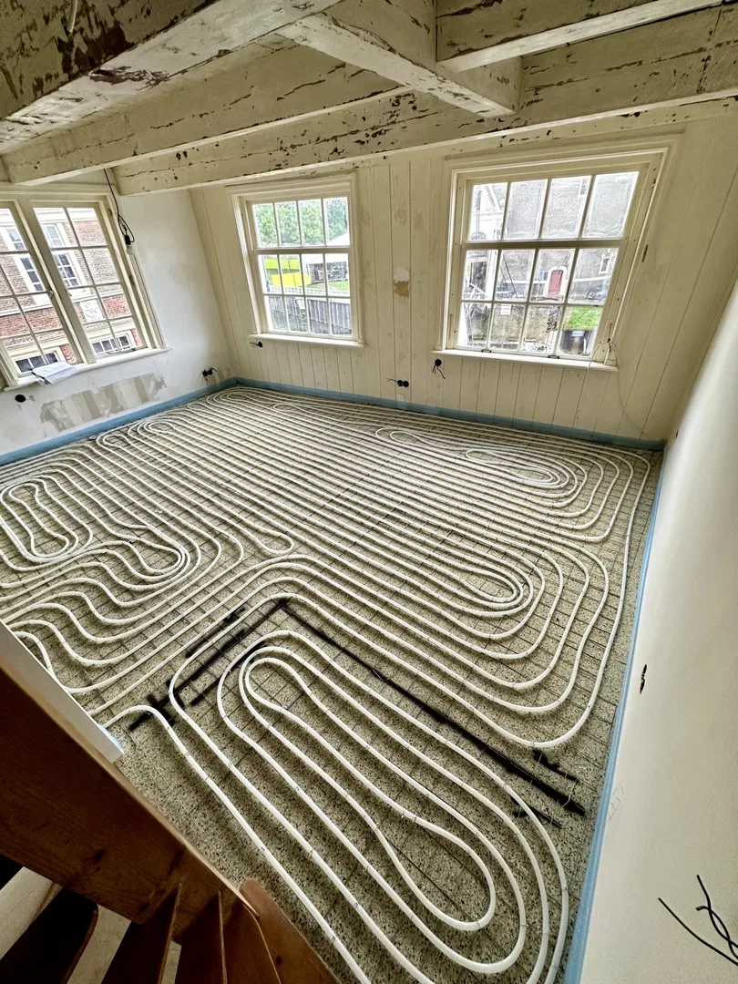 Van Adam Bouw & Renovatie inşaat sirketi olarak Amsterdam ve etrafinda... (5/5)